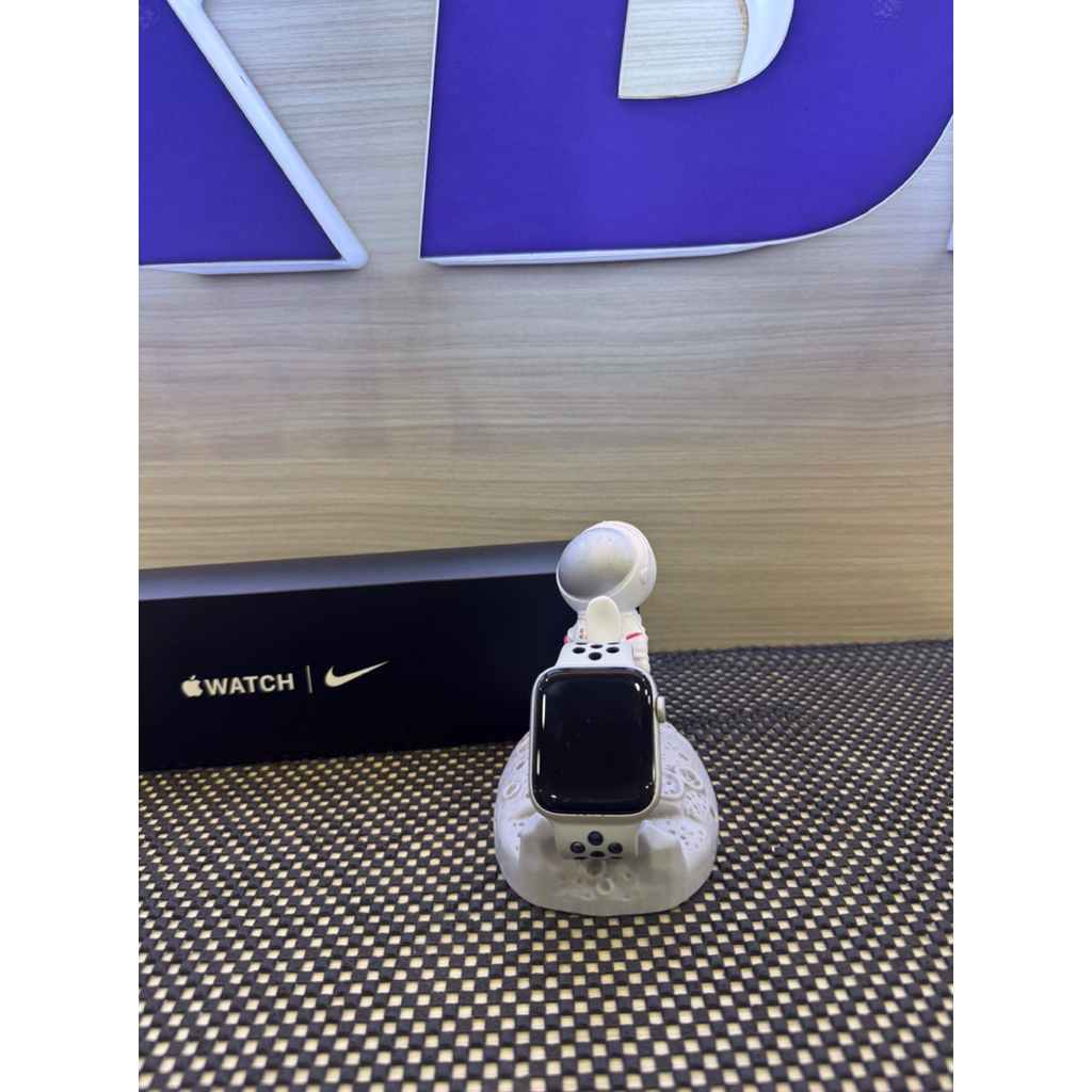 SECOND APPLE WATCH SE 1 (40MM, 44MM)