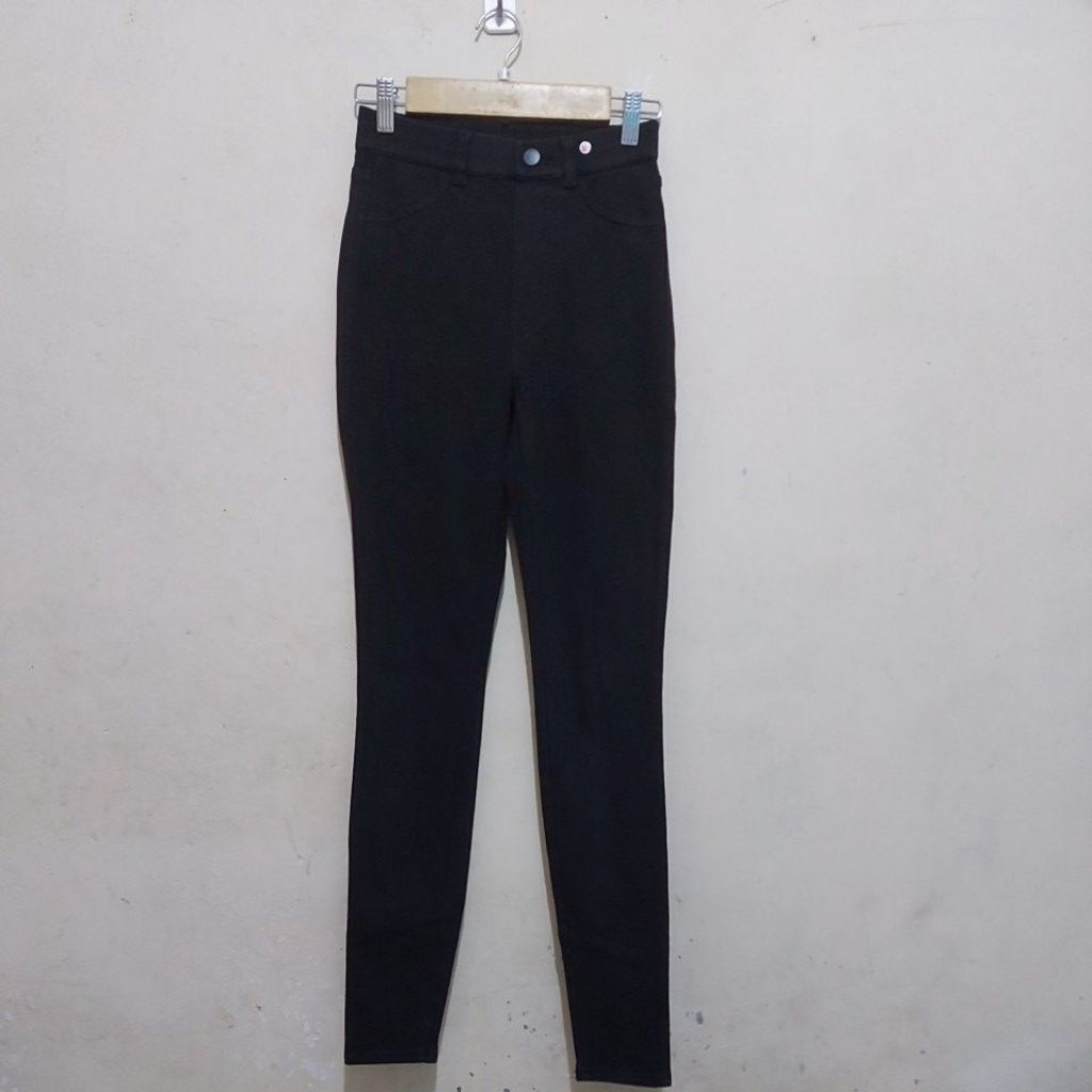 SALE Celana legging Heattech UNI(defect)*S