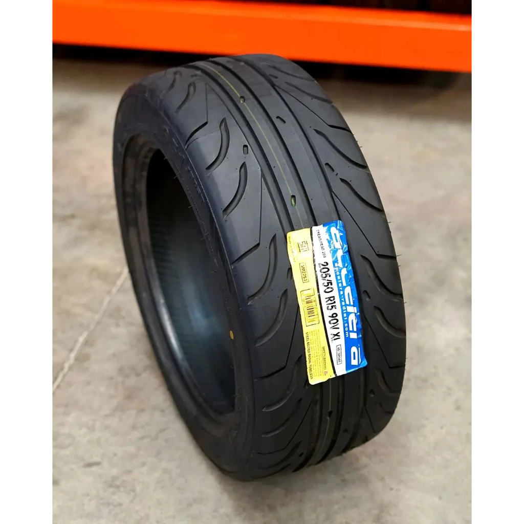 ban semi slick 205 50 R15 accelera 651 sport