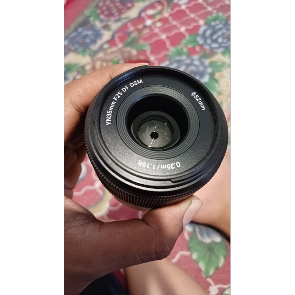 lensa yongnuo 35mm f.2 sony fullframe second/bekas