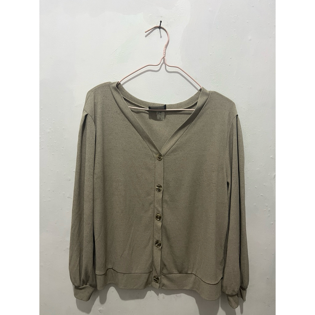 cardigan This is april