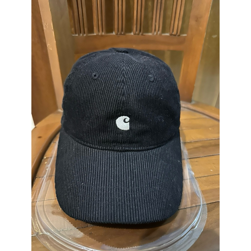 topi carhatt corduroy