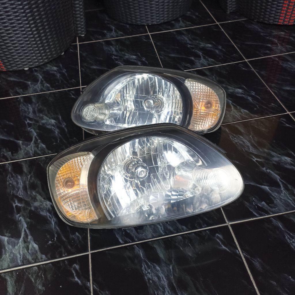 Headlamp Lampu Depan Hyundai Avega Tahun 2004-2009 Original Second