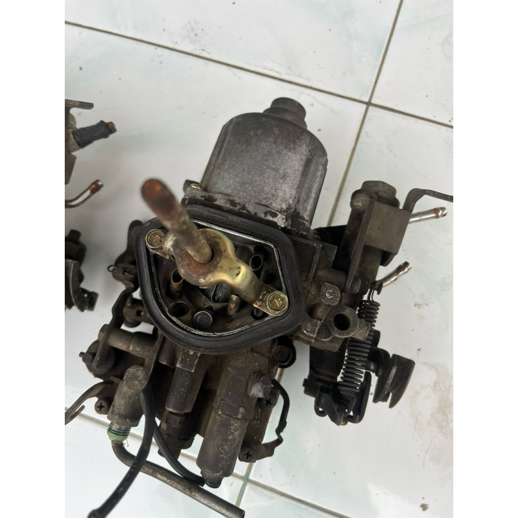 karburator mitsubishi kuda 1,6