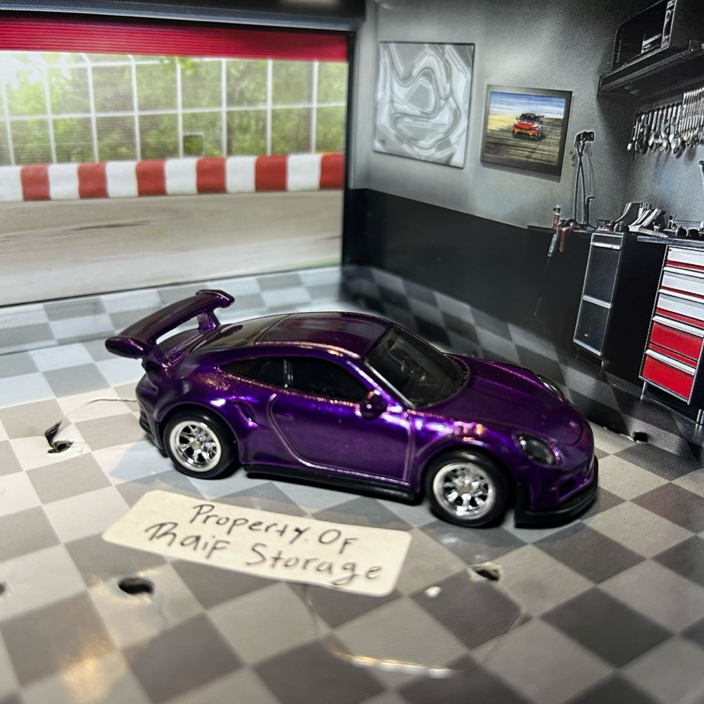 Hot Wheels Porsche 911 GT3 RS Purple Super Treasure Hunt (STH) Loose