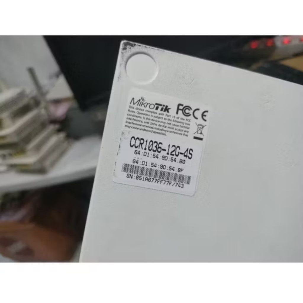 mikrotik ccr1036-12g-4s