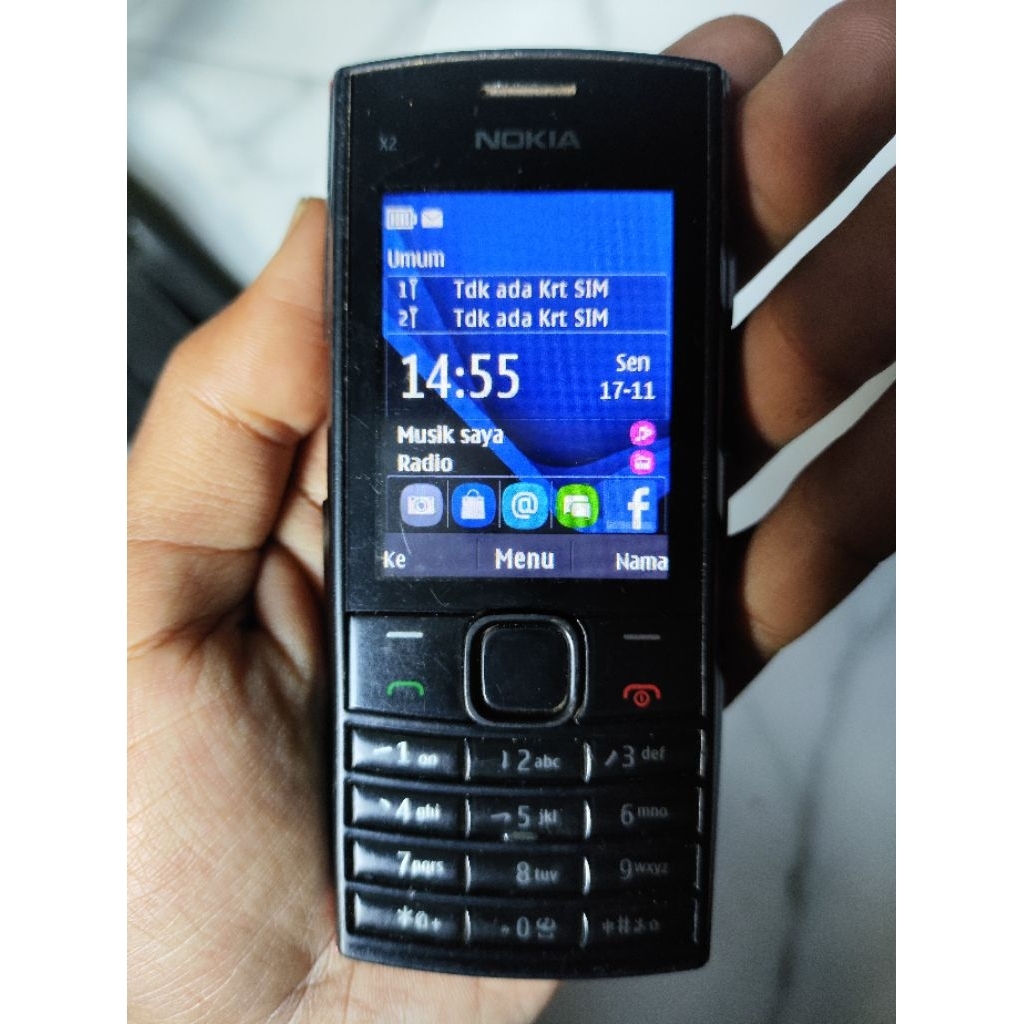 NOKIA X2-02