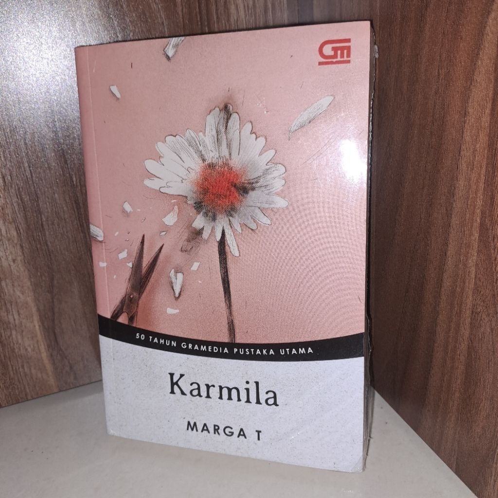 Marga T : Karmila