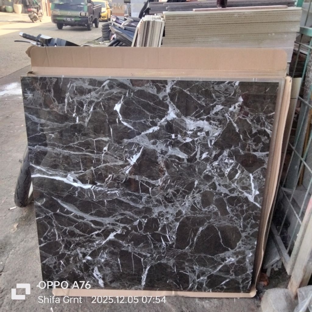 Granit lantai 100x100.como Black/Infiniti