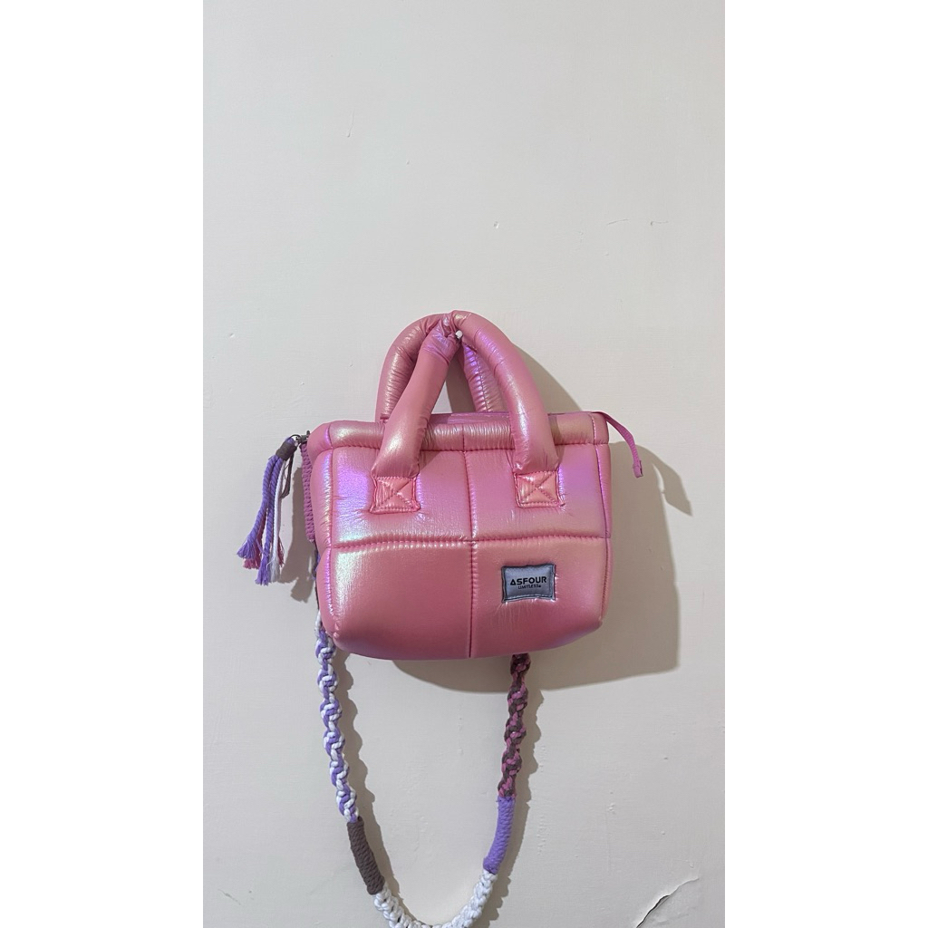 Puffy Sling Bag