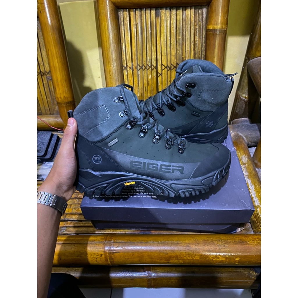 EIGER EAGLE PLUM 2.0