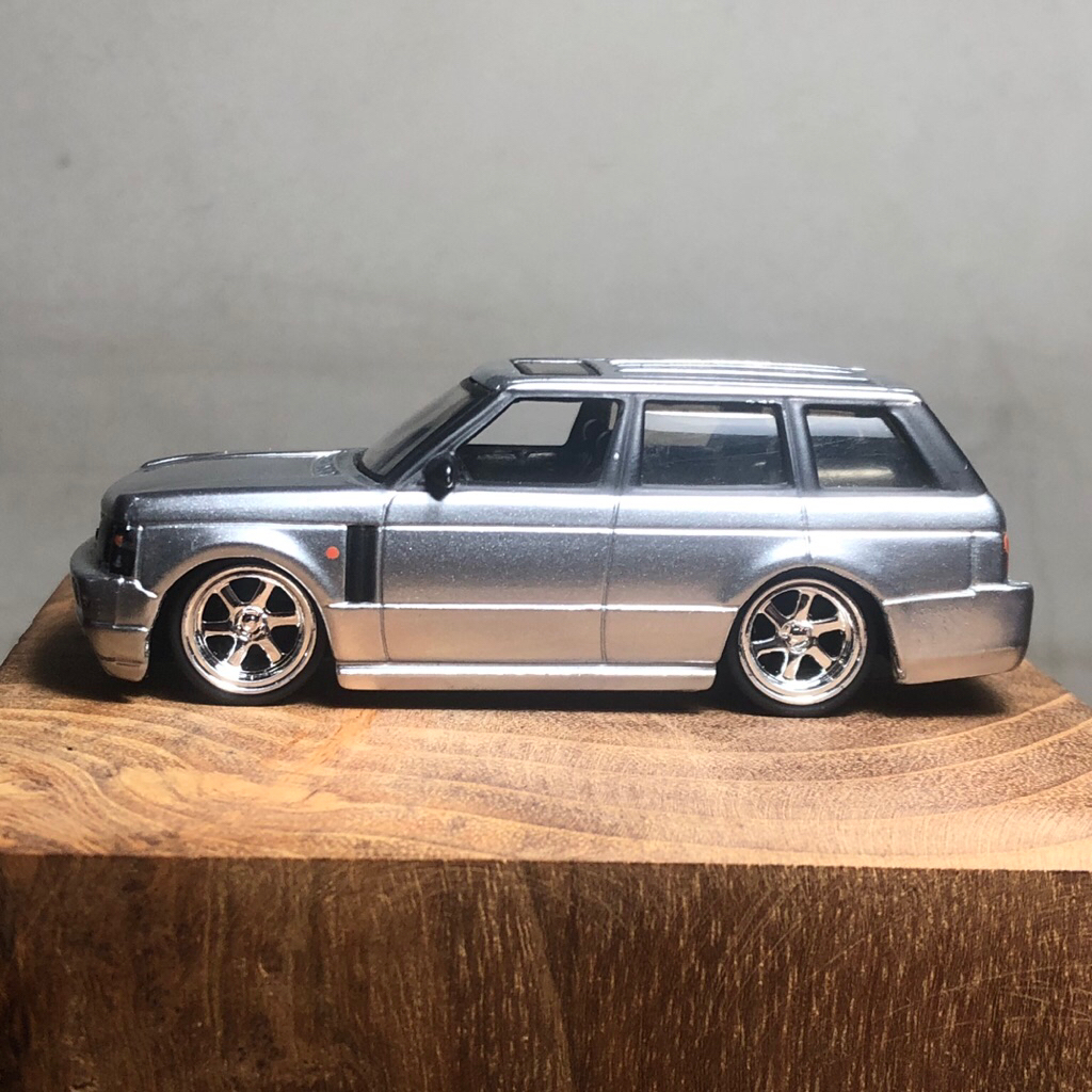 Jada Dub City Silver Euro Spec Range Rover 1/64