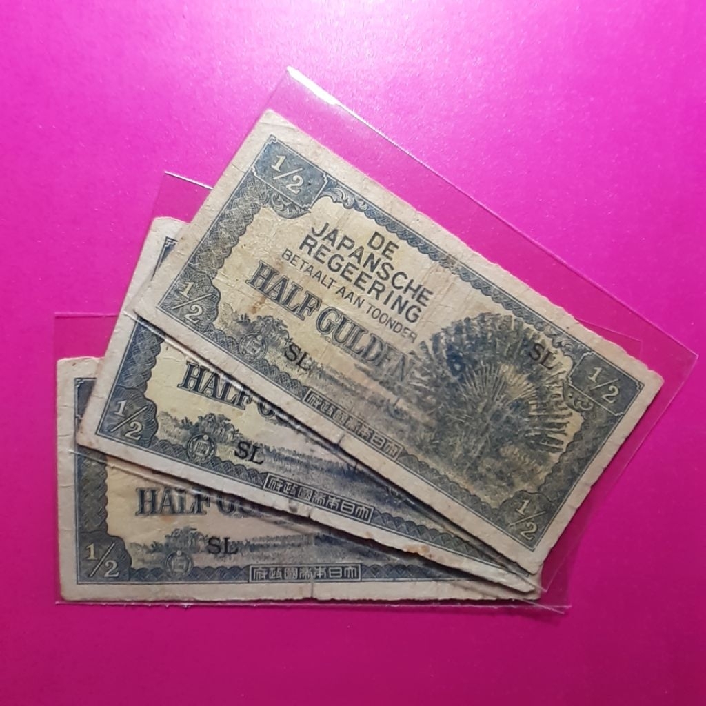 uang kuno Djr setengah gulden