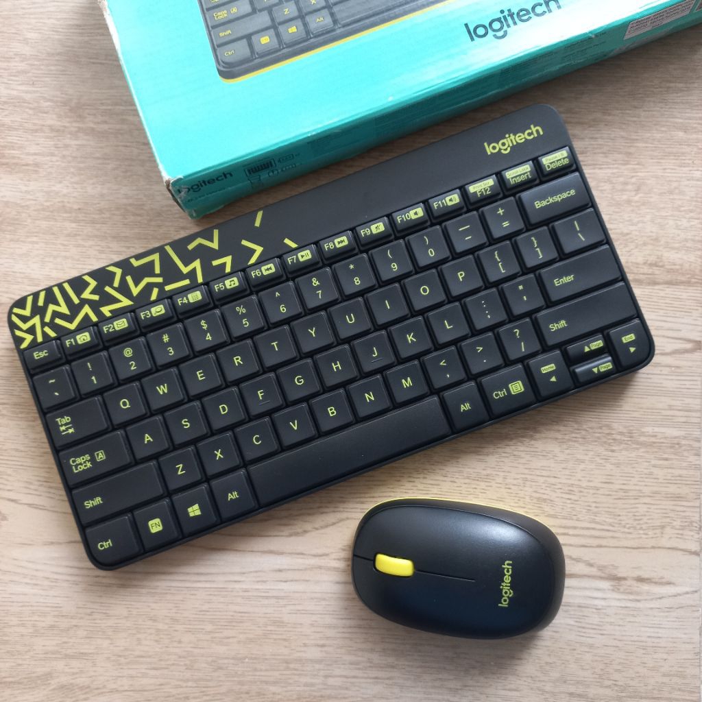Preloved | Keyboard Logitech MK240 Nano Wireless Combo Keyboard Mouse