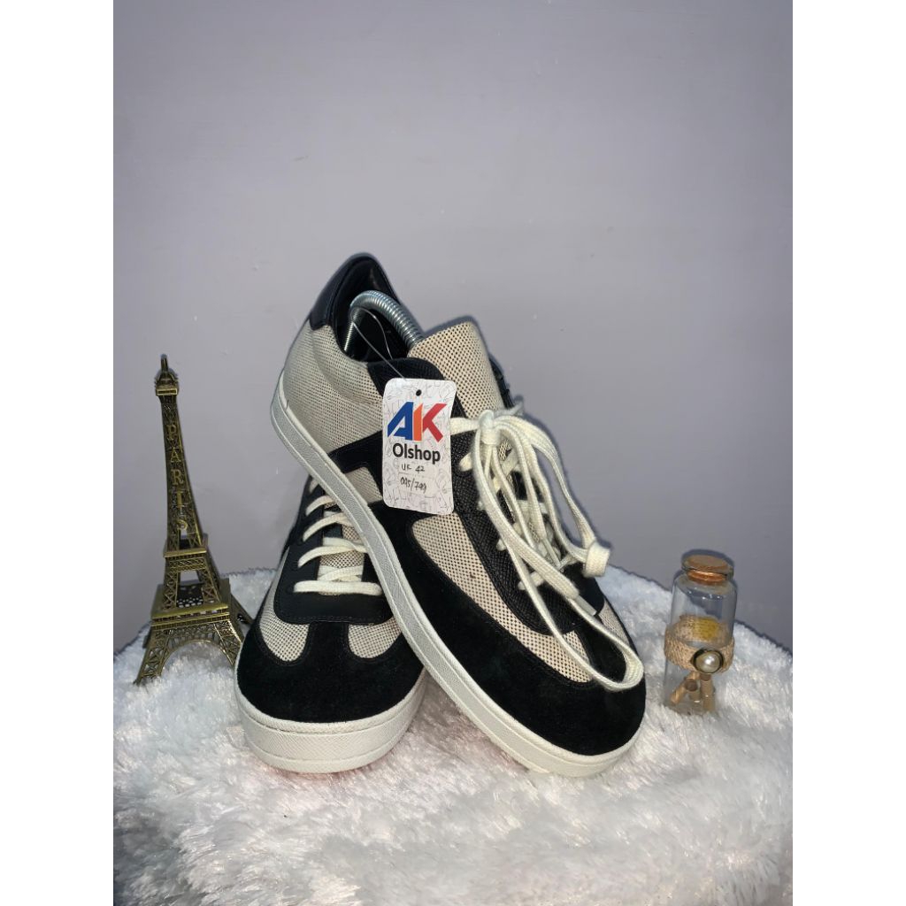 sepatu pria sneakers fomo no brand