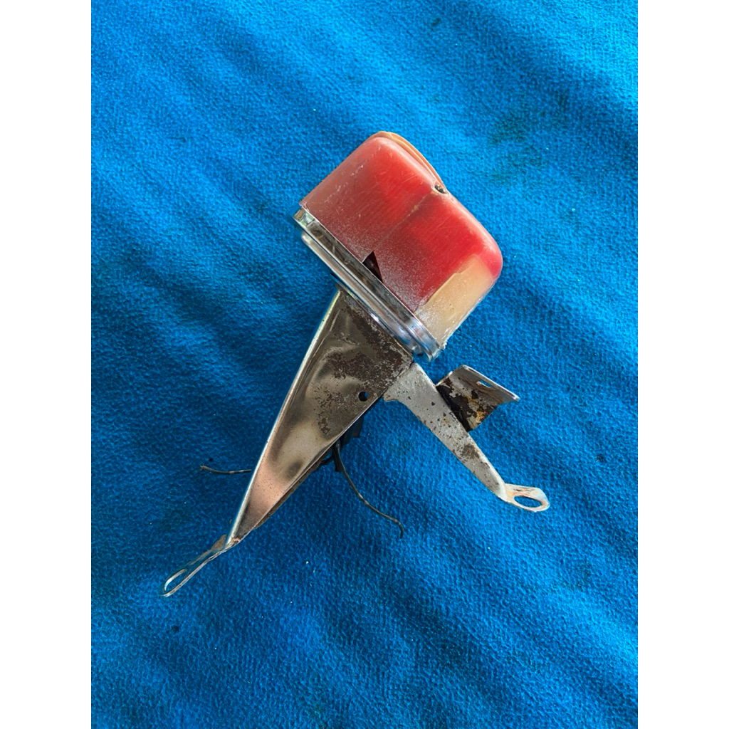 lampu belakang suzuki A100 ori