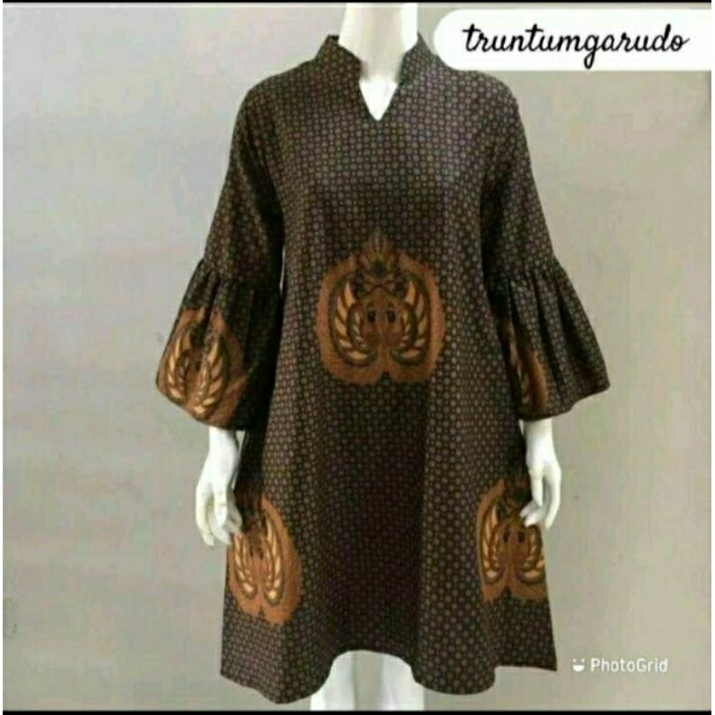 Tunik Truntum Garudo Batik Solo Sogan Tunik Batik Wanita
