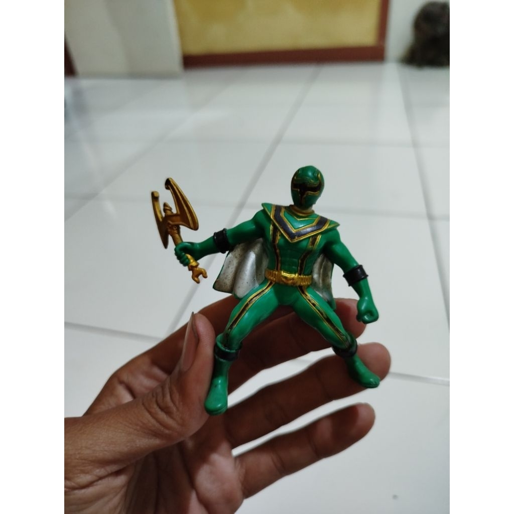 Green Mystic Ranger dari lini mainan Power Rangers Mystic Force. 

