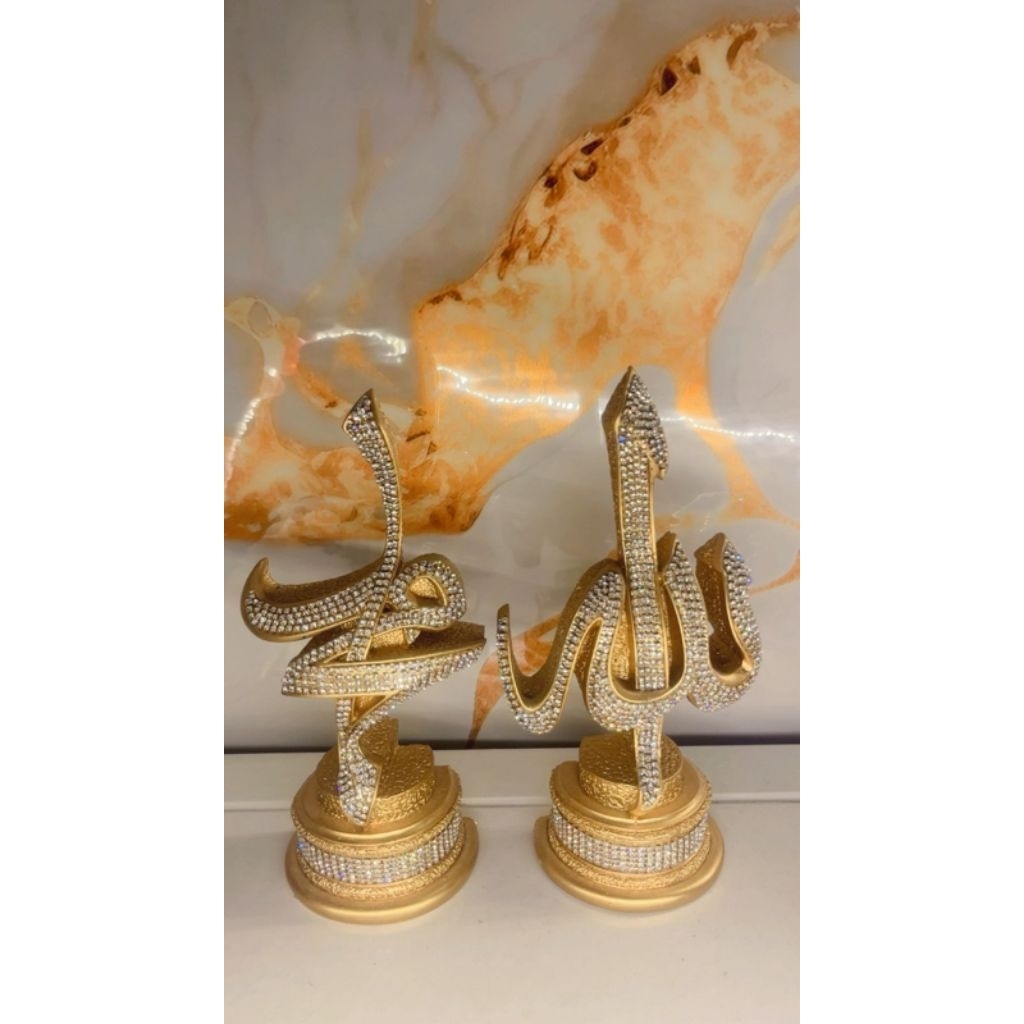 Hiasan meja/pajangan kaligrafi Allah Muhammad best quality berbahan resin dan permata swarozksy yang