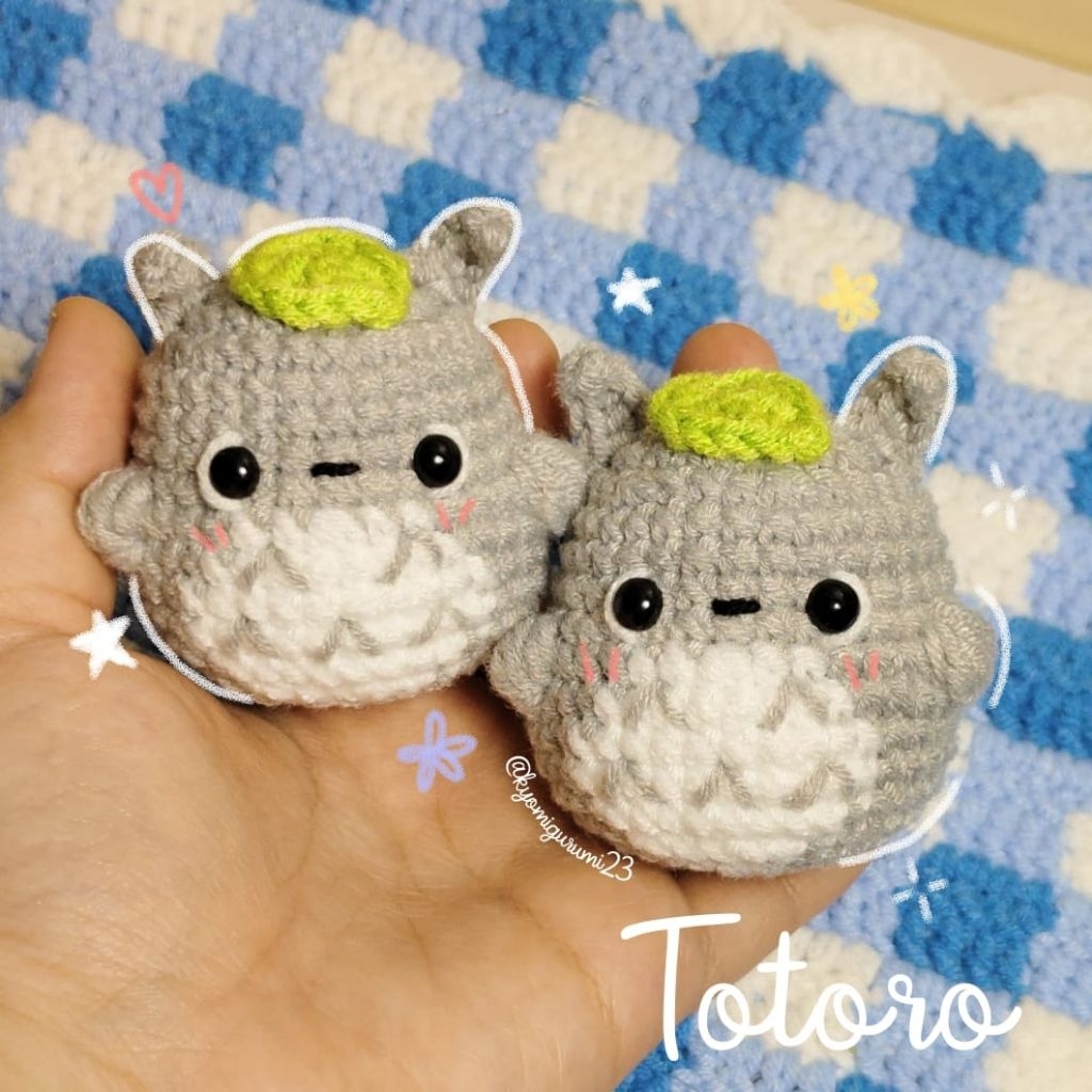 Crochet Keychain Amigurumi Totoro & Susuwatari | Spirited Away | Ganci Rajut