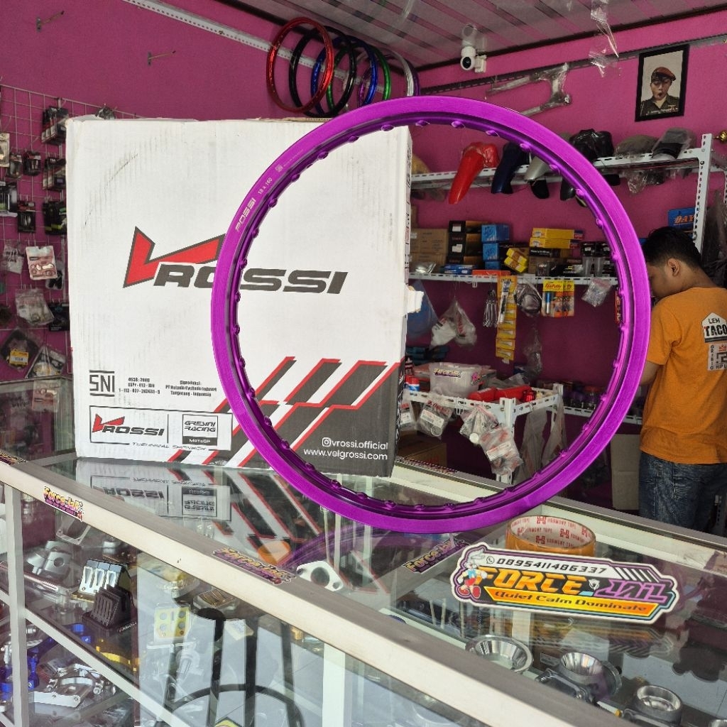 Velg V Rossi 140 160 x 18 velg vrossi 140 160 ring 18 Ungu