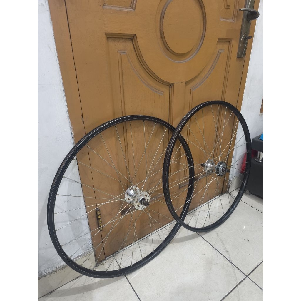 Wheelset Araya 733 Hub Quanta 32 Hole