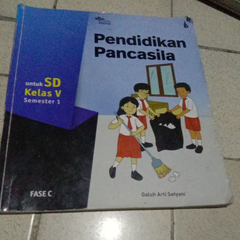 BUKU PENDIDIKAN PANCASILA UNTUK SD KELAS 5 KURIKULUM MERDEKA TERBITAN KANISIUS FASE C