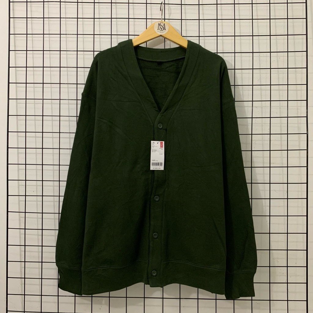 Uniqlo Sweat Cardigan Army Size Jumbo 4XL