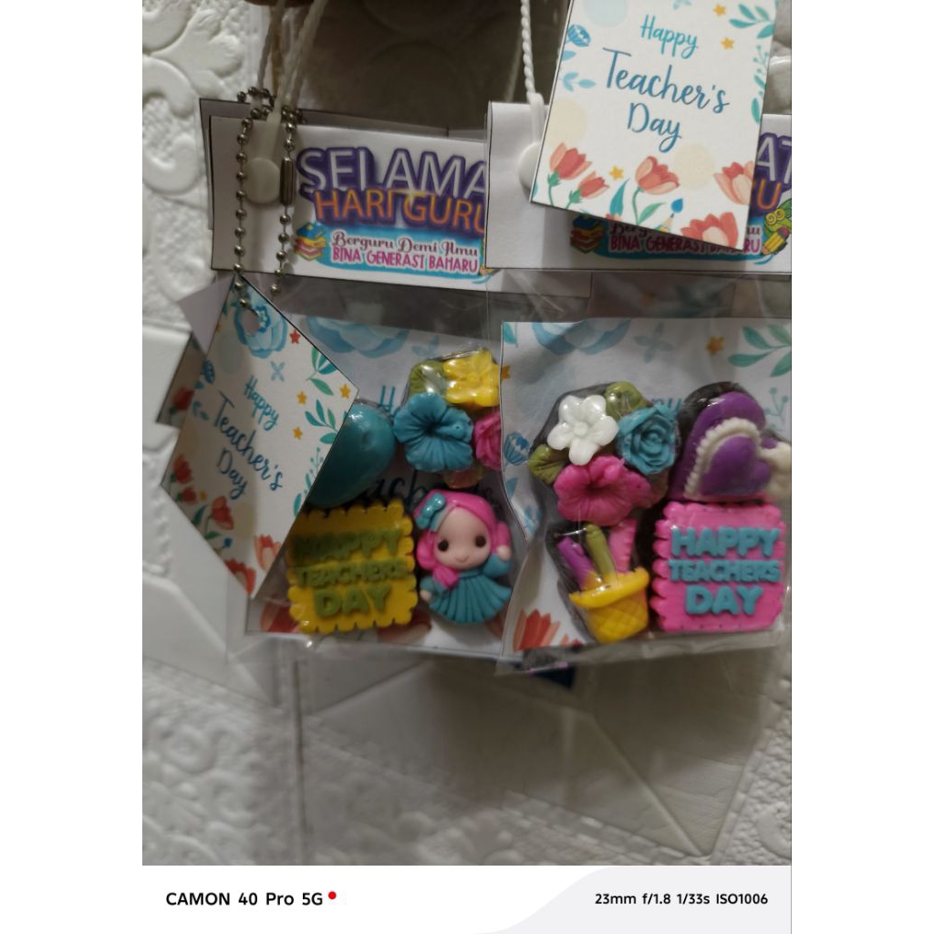 coklat tenteng hari guru/coklat isi 4karakter hari guru/hampers hari guru