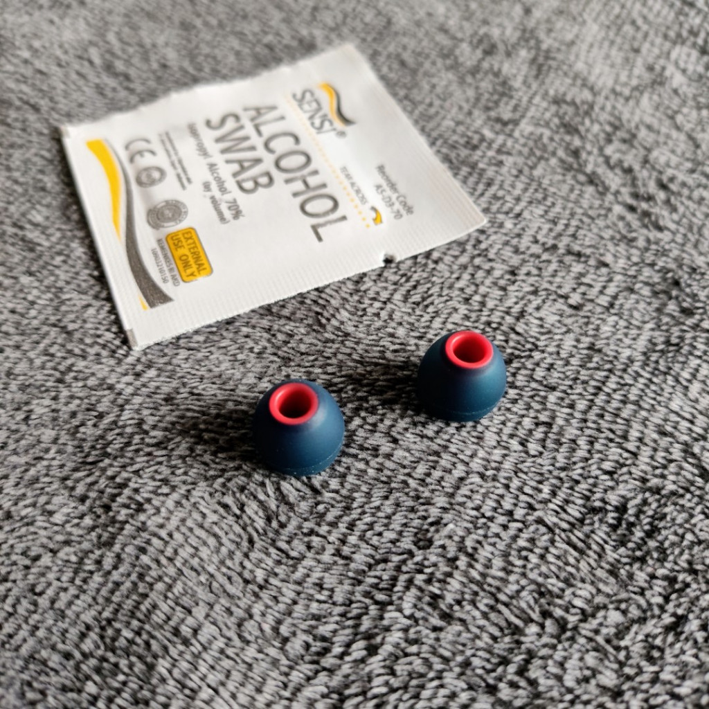 Acoustune AET08 (Size S) Eartips Earphone IEM lightly used