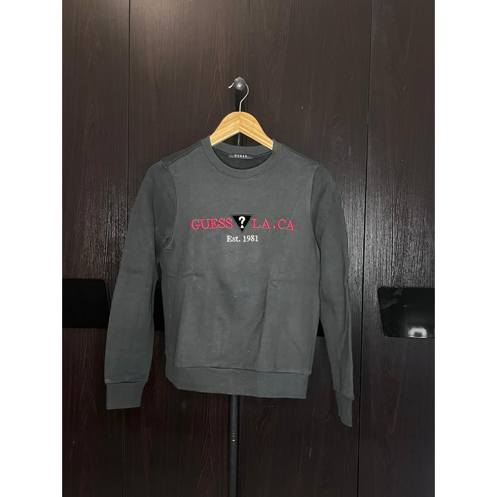 Guess sweater