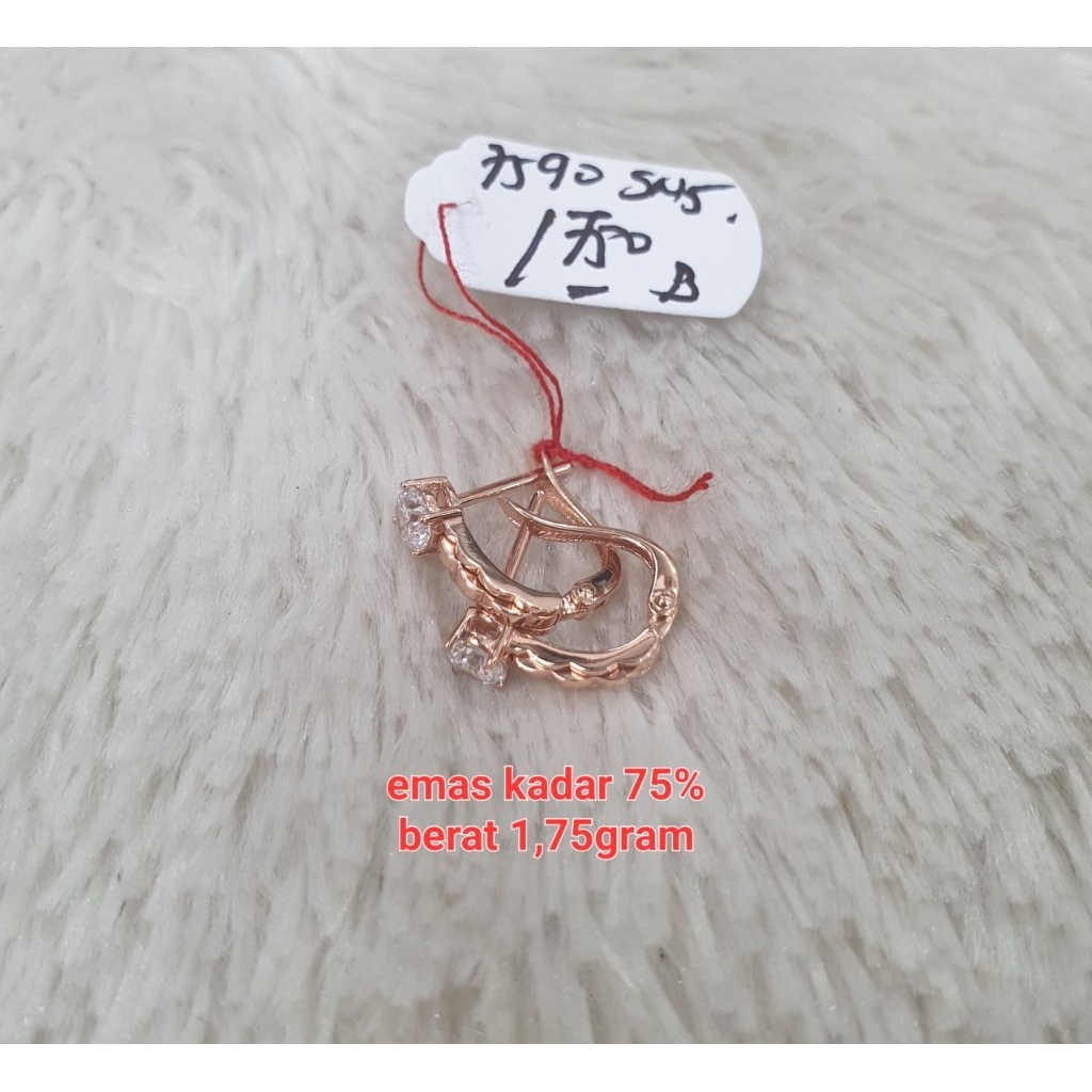 anting italy roxe New Arrival emas kadar 75% berat 1,75gram