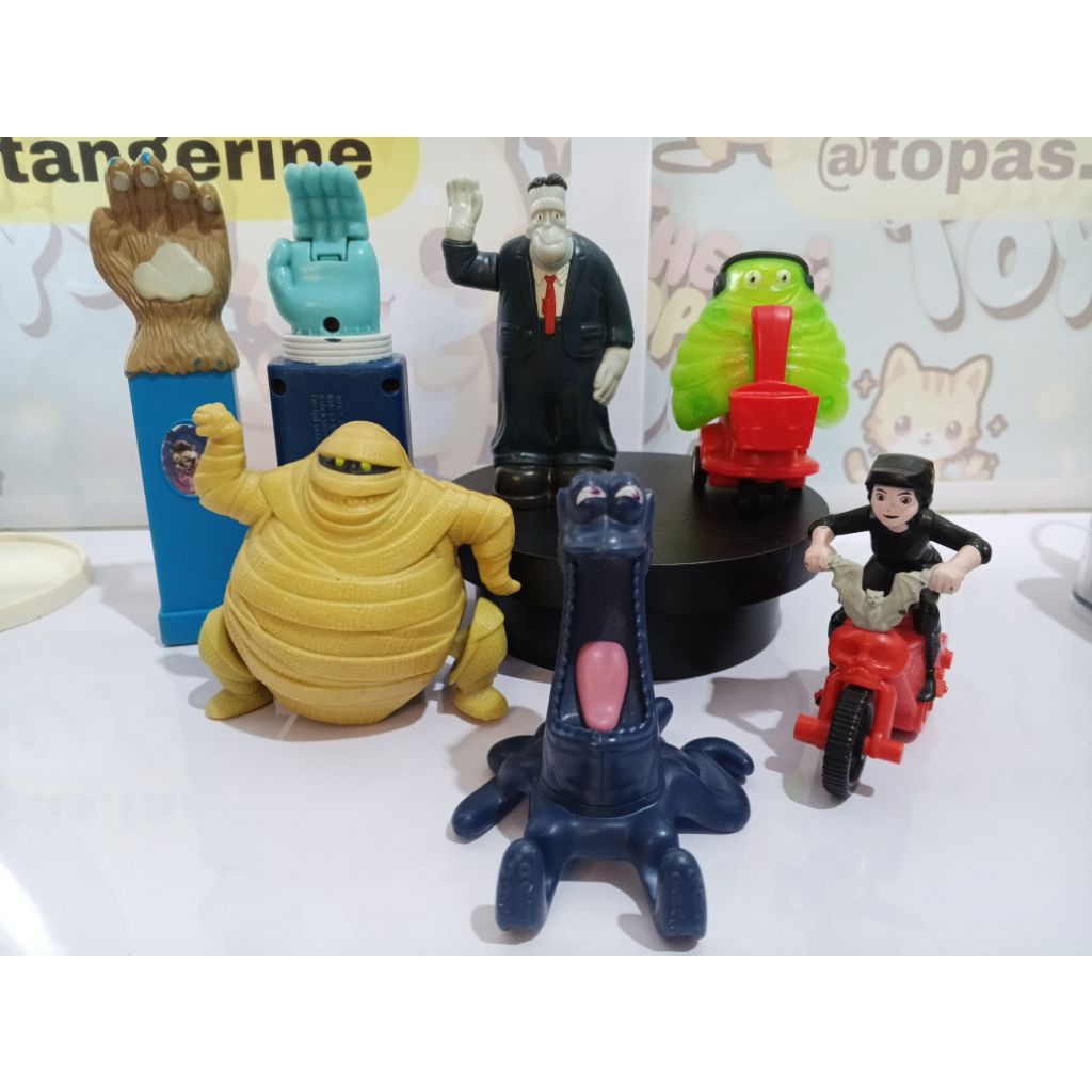 McD Happy Meal Hotel Transylvania Satuan