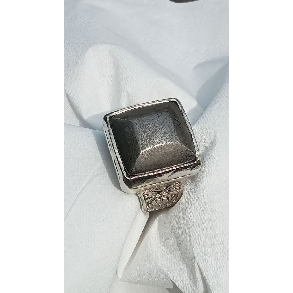 cincin iron Meteorite Batu Wesi Aji