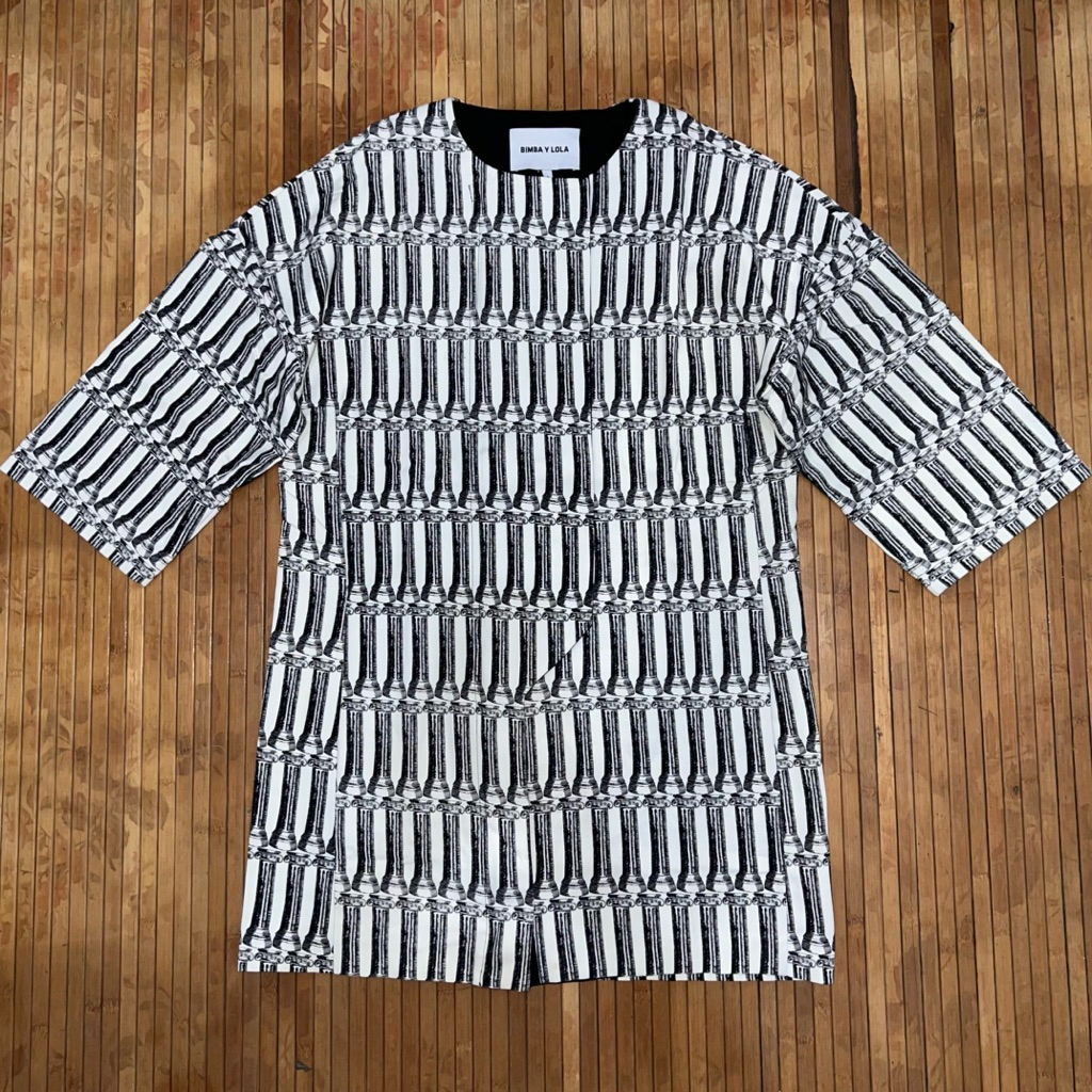 WOMENS BIMBA Y LOLA WHITE COLOR WITH A BLACK COLUMN GRAPHIC PRINT OVERSIZED PLEATED SHIRT maison mar