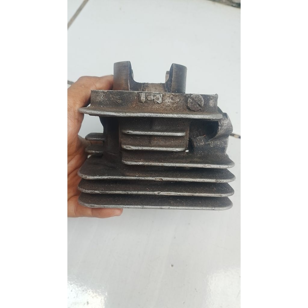 boring F1Zr original y1