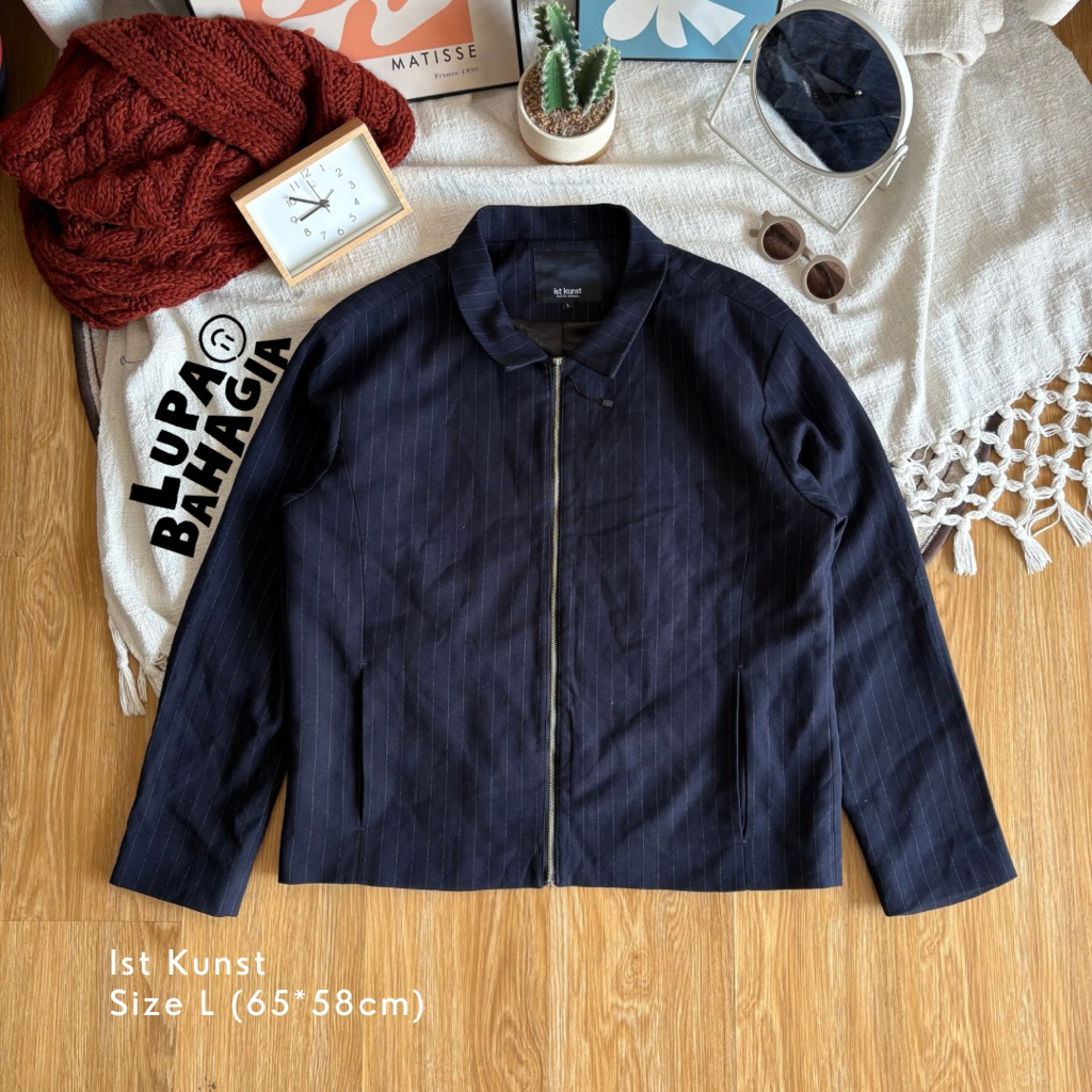 IST KUNST Navy Stripe Casual Jaket size L • 100% Original