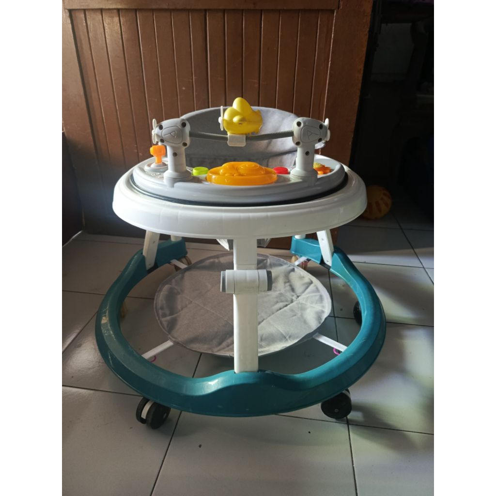 baby Walker bekas second preloved
