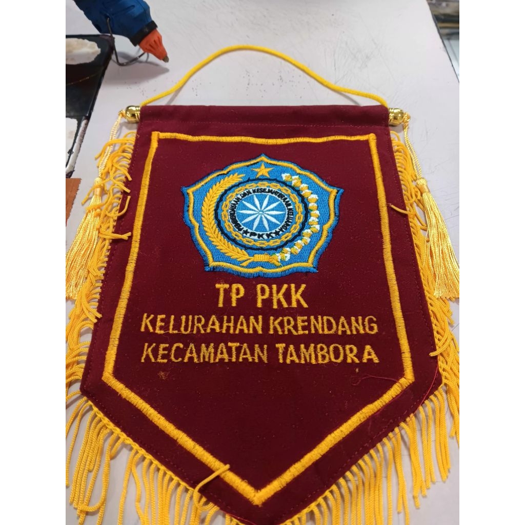 BENDERA VANDEL MEJA TP PKK