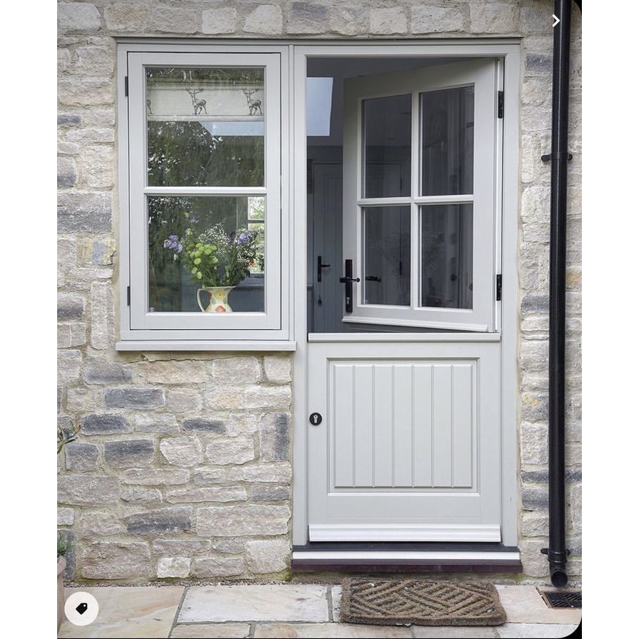 PINTU ALUMINIUM 2 DAUN ATAS BAWAH