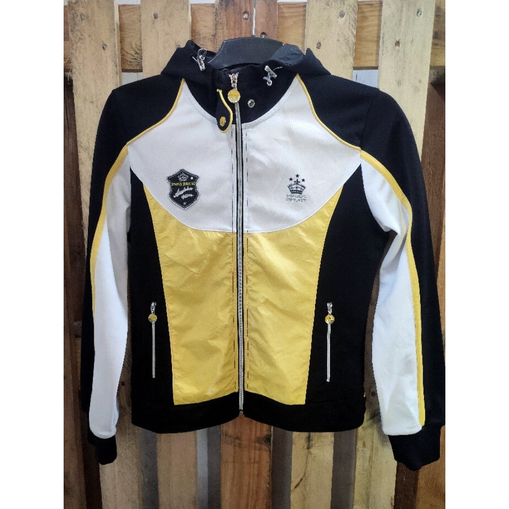 jaket wanita bekas pakai