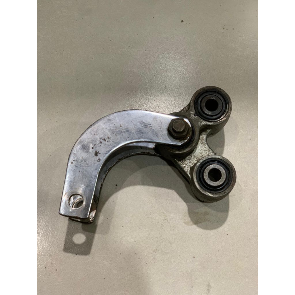 unitrack unitrek ayunan shock belakang ori original yamaha vixion old vixion lama 3C1