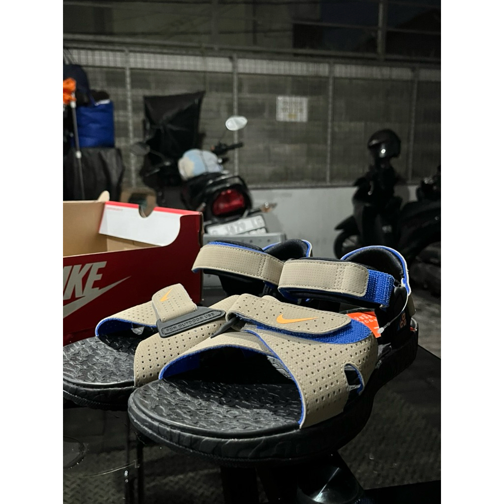 Sendal Gunung Nike Air Deschutz Size 45