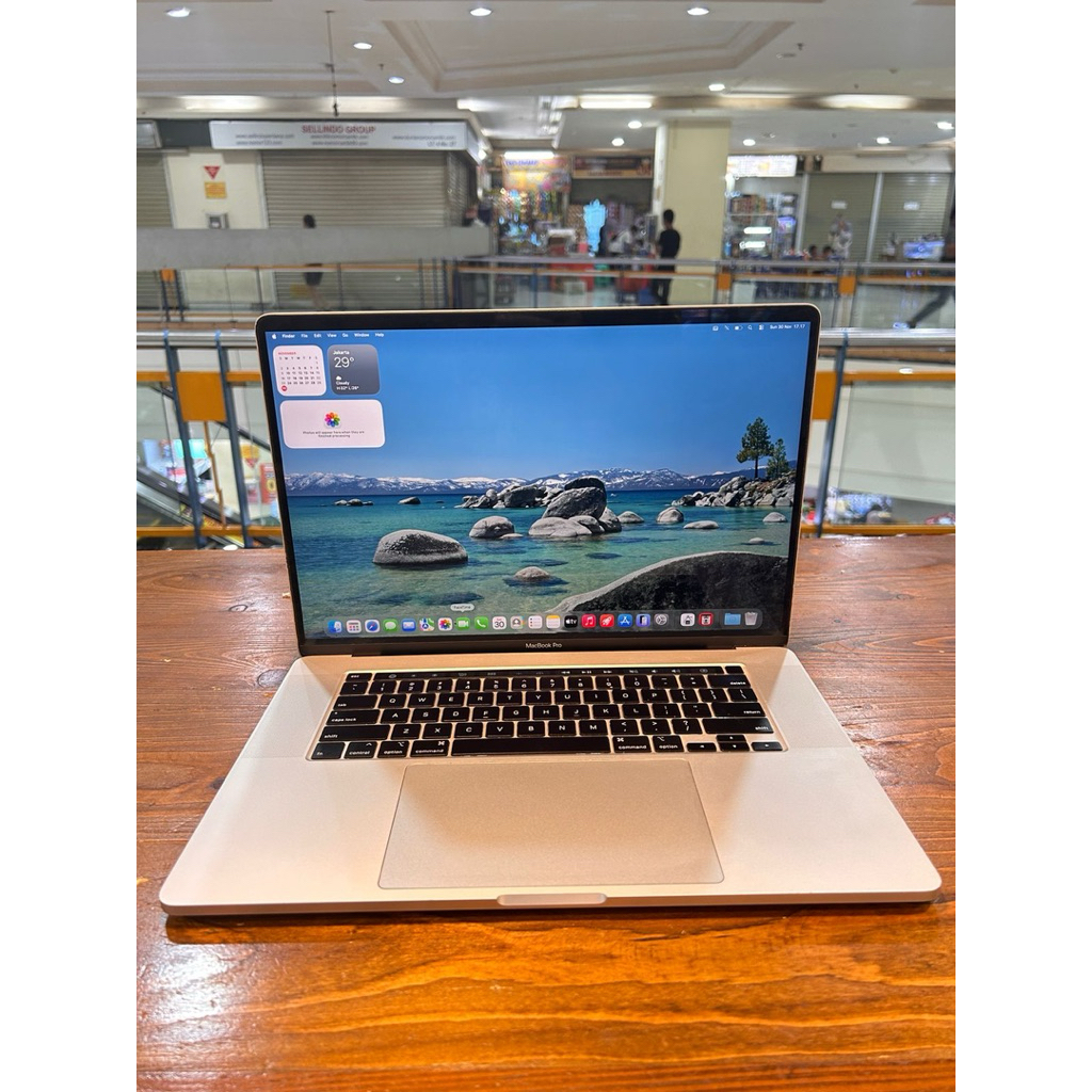 macbook pro retina 16inch 2019 i7 16/500