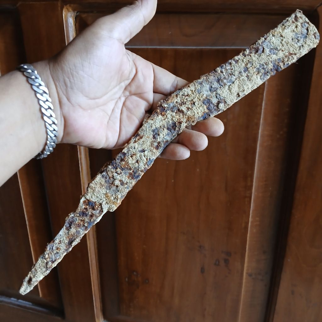 Koleksi Temuan Galian Tanah Pusak4 Tindih KUDI era KaBudhan