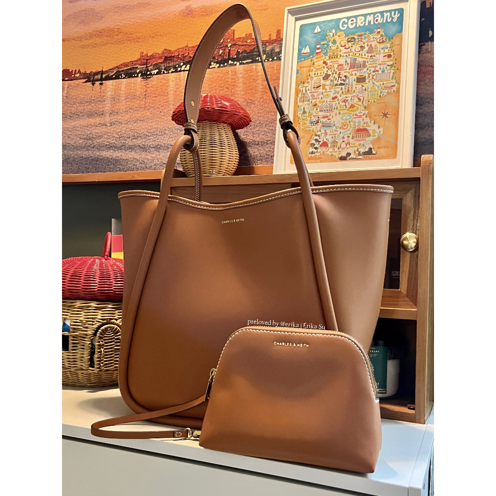 Charles & Keith Slouchy Tubular Lyla Tote Bag #Chocolate XL [Preloved]