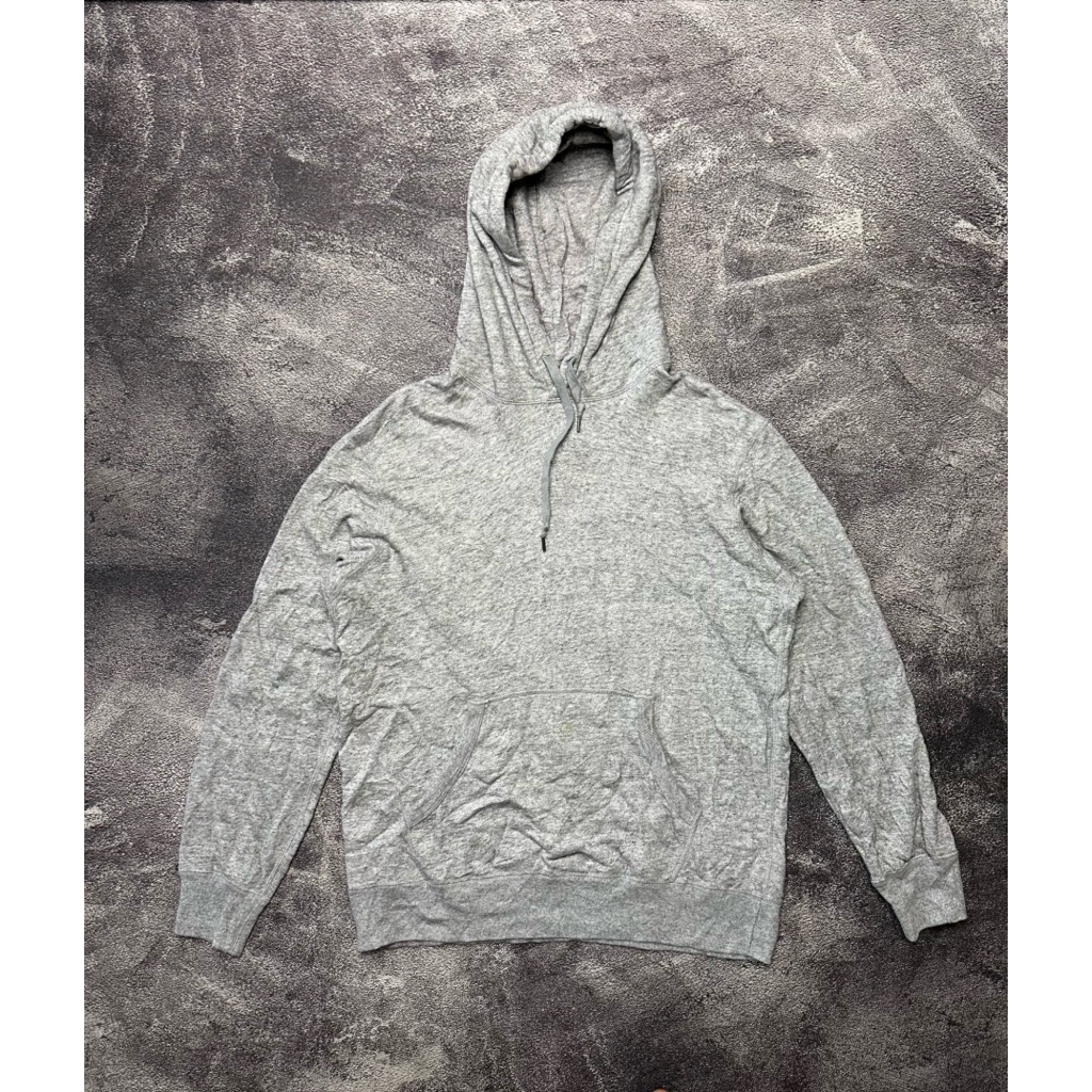 HOODIE UNIQLO SECOND