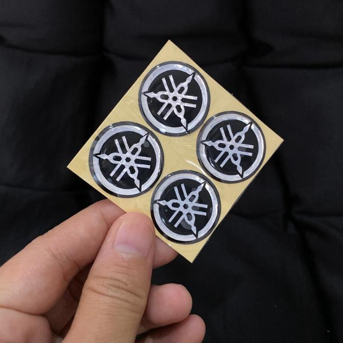 Stiker Logo YAMAHA Bulat 2,5 CM Timbul Buat Montor NMAX / Emblem Hologram dan Reflective