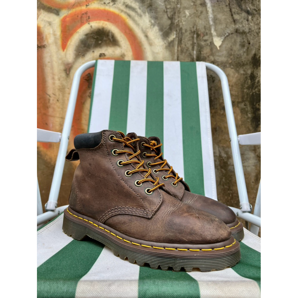 dr martens saxon 939 crazy horse