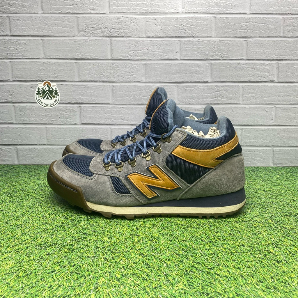 sepatu outdoor hiking casual new balance 710 vaze Size 42,5